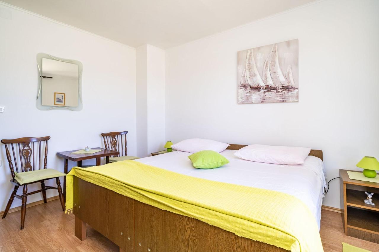 Apartment Laurel Leaf Lovorno Extérieur photo